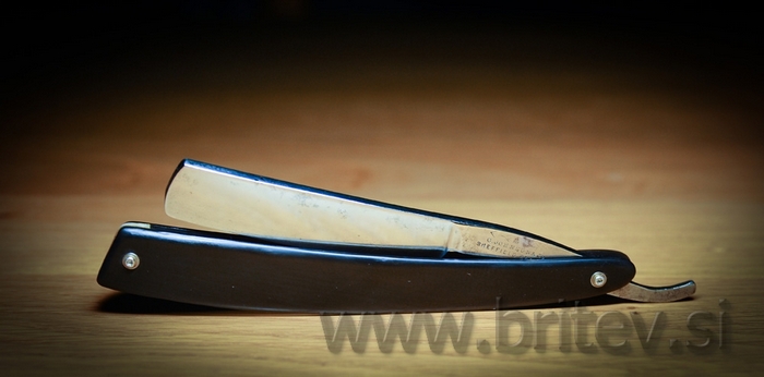 G Johnson straight razor @www.britev.si (2).jpg