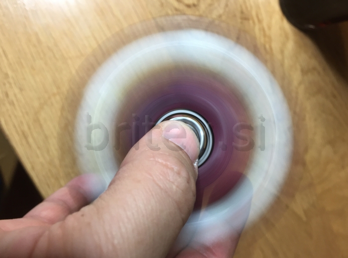 Hand spinner @ www.britev.si09.jpg