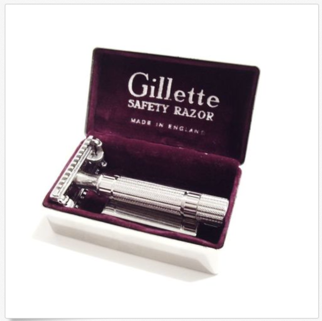 GILLETTE Anglo American Aristocrat super scarce RHODIUM Plated 1946-48.png